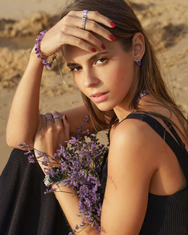 "Dark and Violet" shoot by Julia Yatel, fashion brands photographer and makeup artist in Portugal