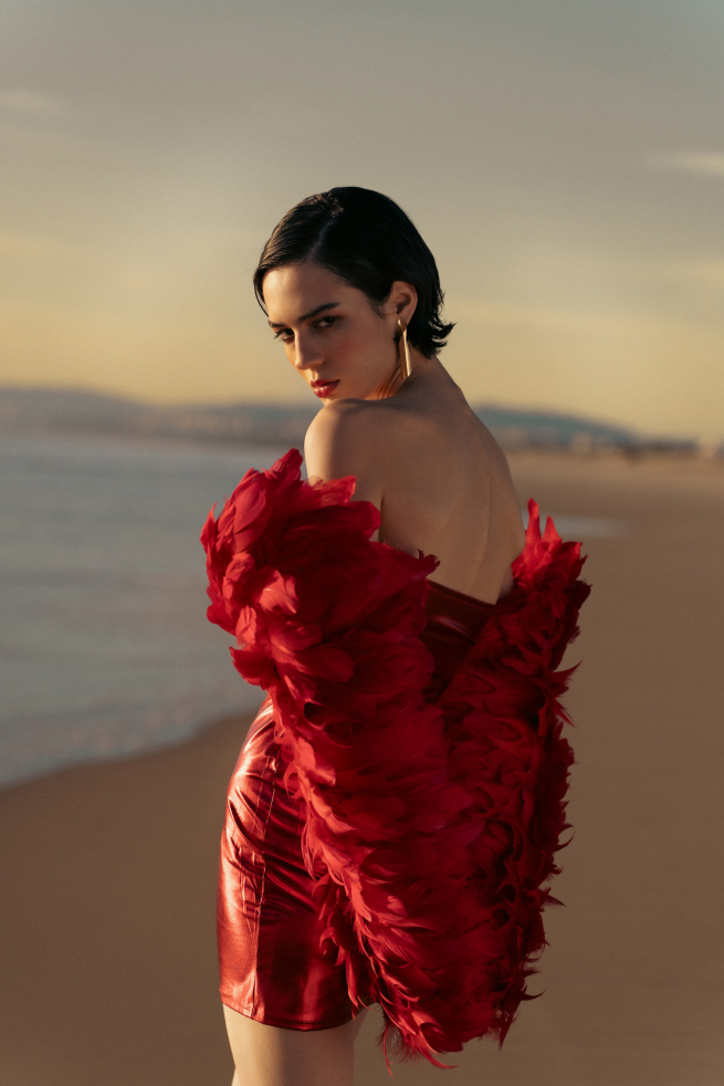 "Glowy Fire" shoot by Julia Yatel, fashion brand photographer and makeup artist in Lisbon